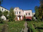 Tserkov Nikolaya Chudotvortsa Gostinodvorskogo (Kremlevskaya Street, 2/6) ، كنيسة أرثوذكسية