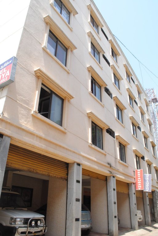 Фото Hotel Adithya