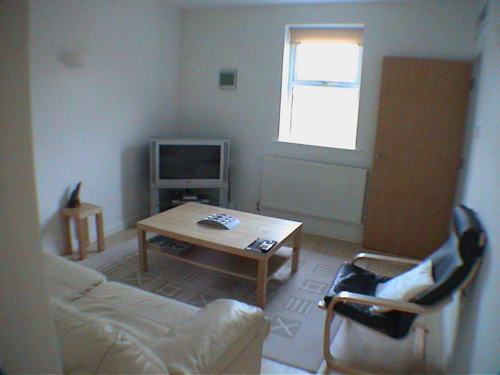 Фото Earle House Serviced Apartments