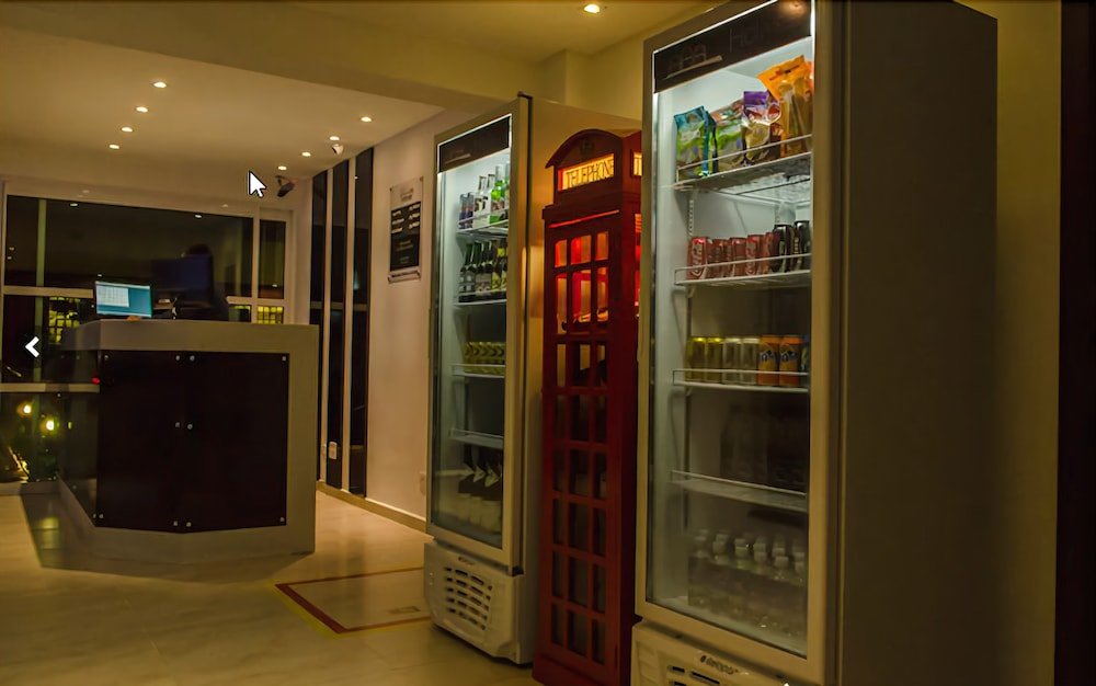 Фото Hollyster Hotel