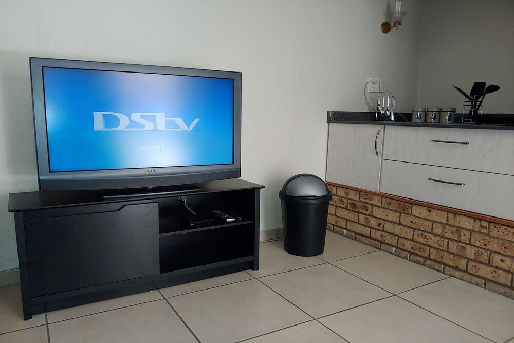 Фото Moonflower Cottages