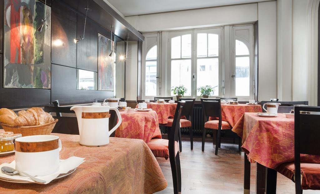 Фото Hotel Bonsoir Madame