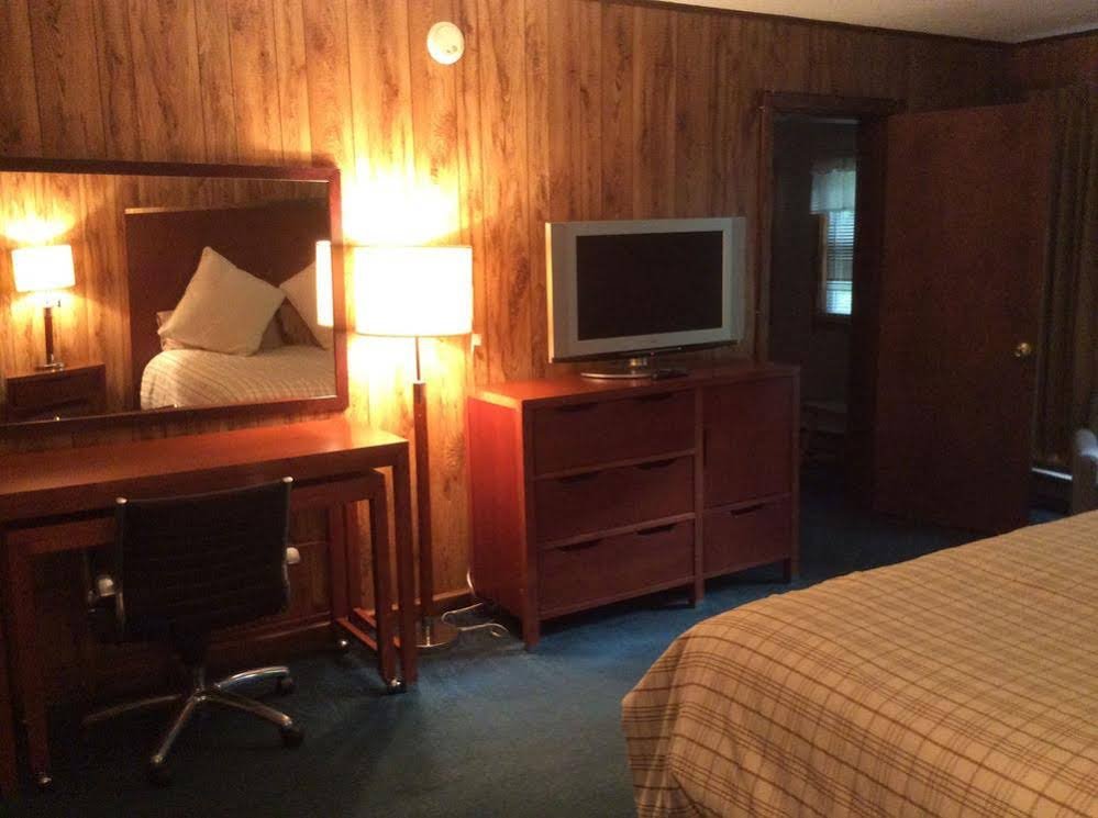 Фото Evergreen Valley Inn