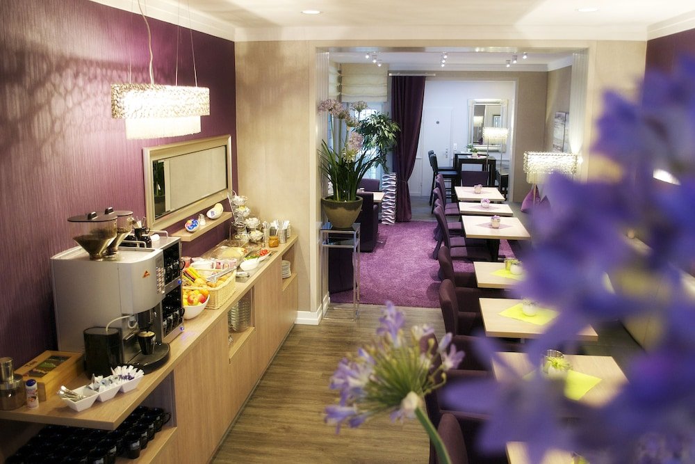 Фото Hotel Porta Nigra