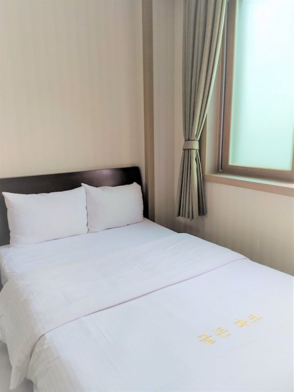 Фото Golden Park Hotel