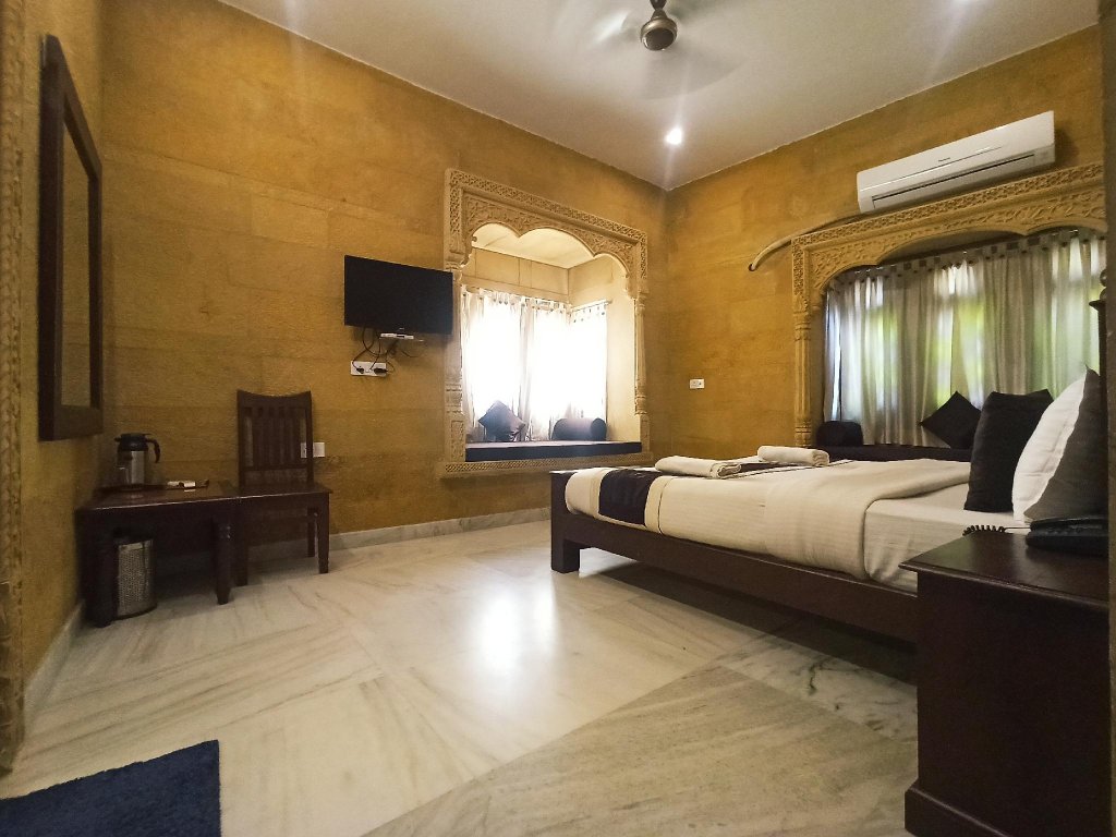 Фото Hotel Royal Haveli