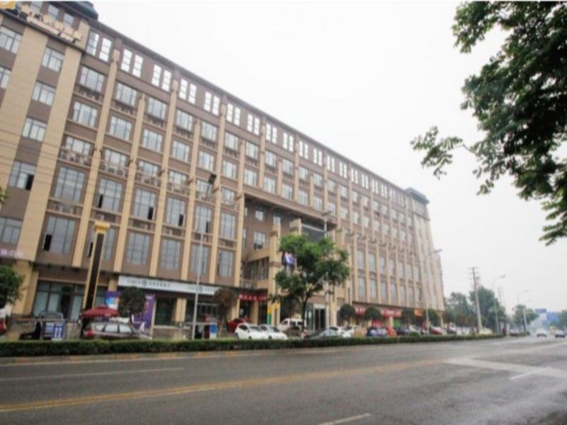 Фото отеля 2