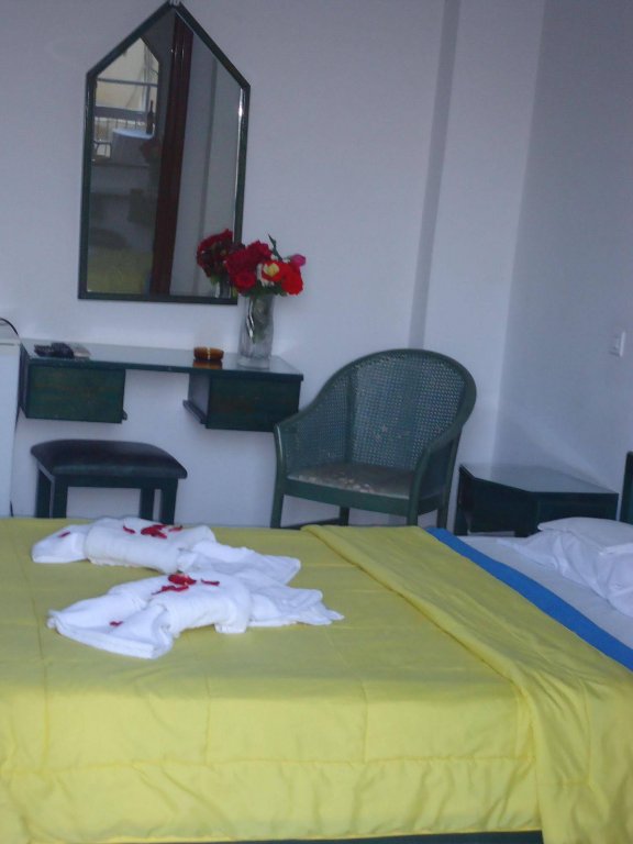 Фото Koronis Hotel