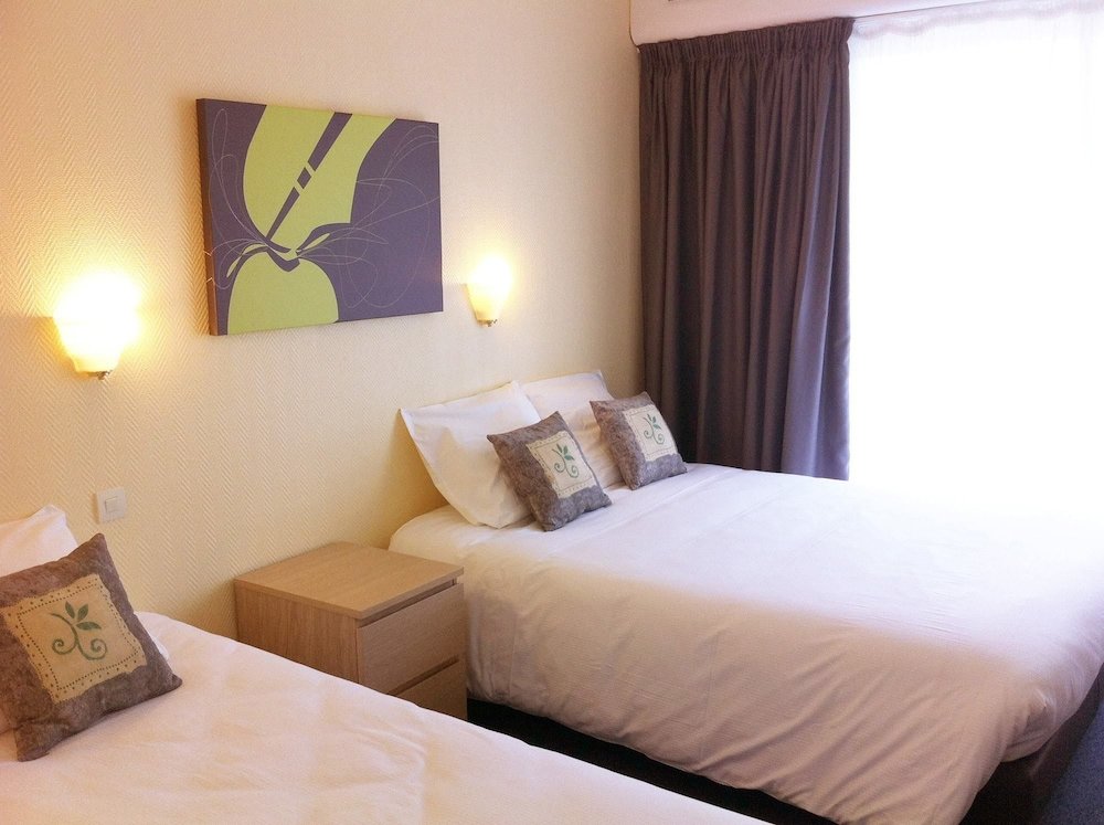 Фото Brit Hotel Le Parc Vichy