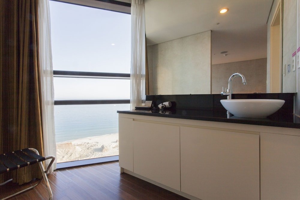 Фото Sunset Business Hotel