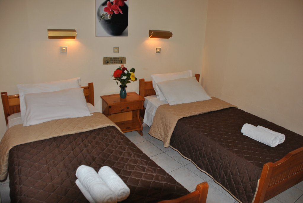 Фото Отель Yiorgos