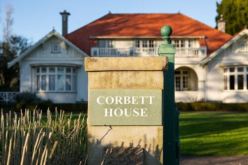 Гостиница Corbett House Historic B&b