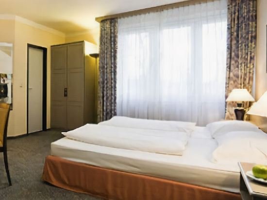 Фото Mercure Hotel Wuerzburg Am Mainufer