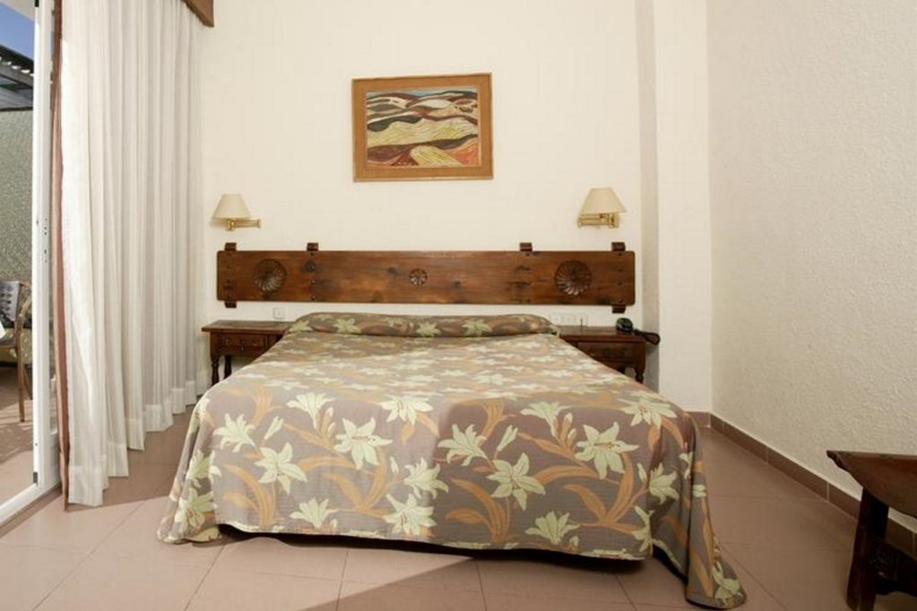 Фото Hotel Lima Marbella