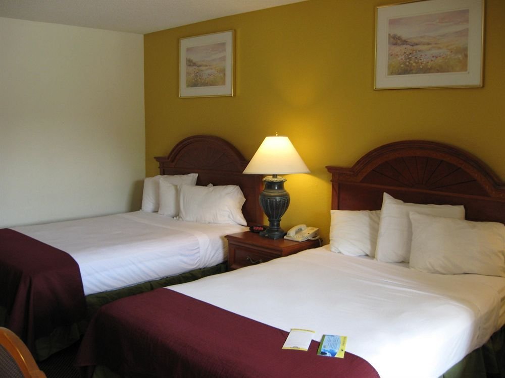 Фото Days Inn by Wyndham West Des Moines Clive