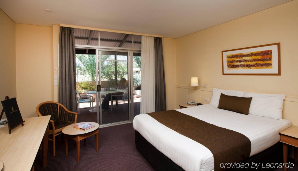 Фото Mercure Alice Springs Resort