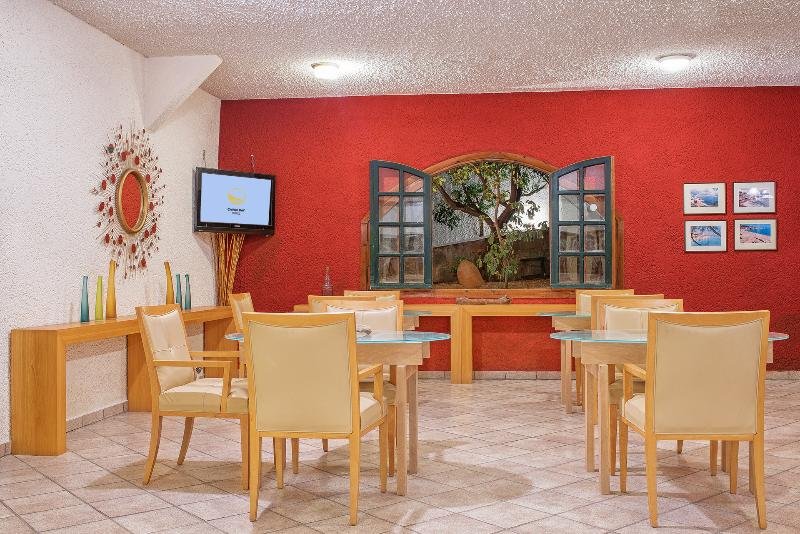 Фото Cavos Bay Hotel and Studios