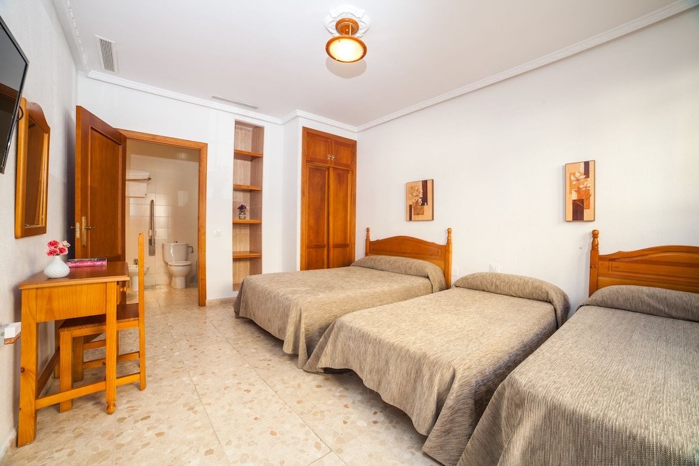 Фото Hostal Alborada