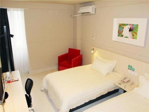 Фото Jinjiang Inn Lianyungang Railway Station Branch