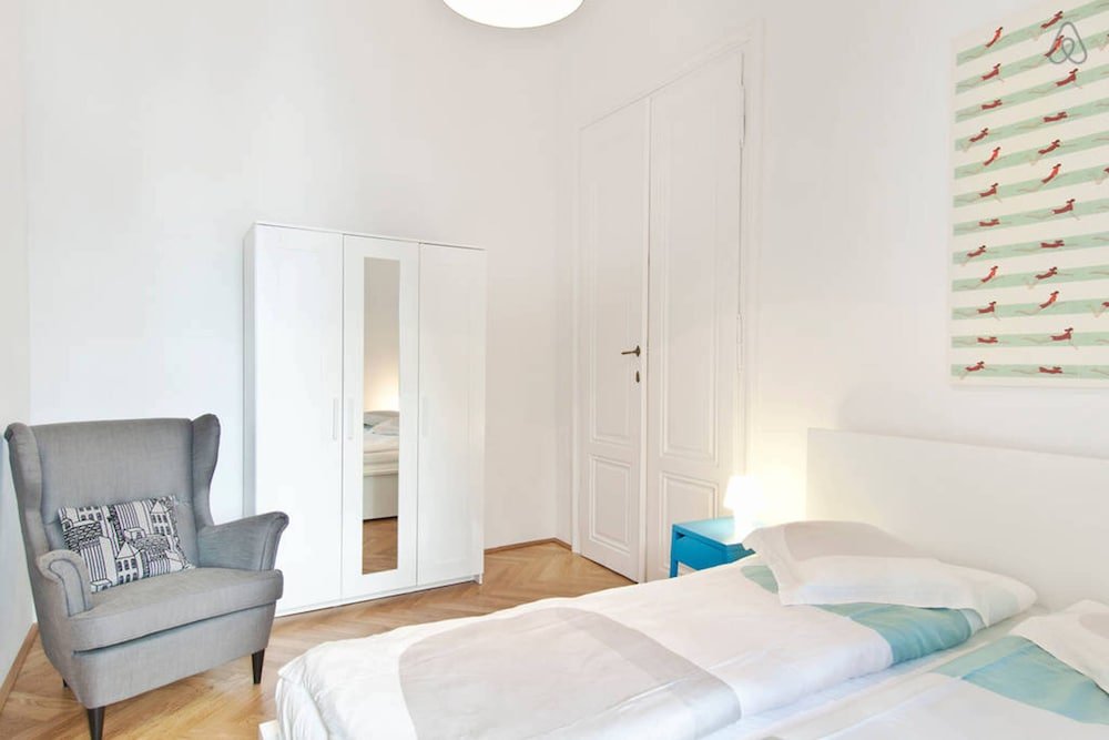 Фото HeyMi Apartments Opernring