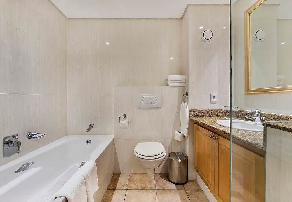 Фото Protea Hotel by Marriott Johannesburg Balalaika Sandton