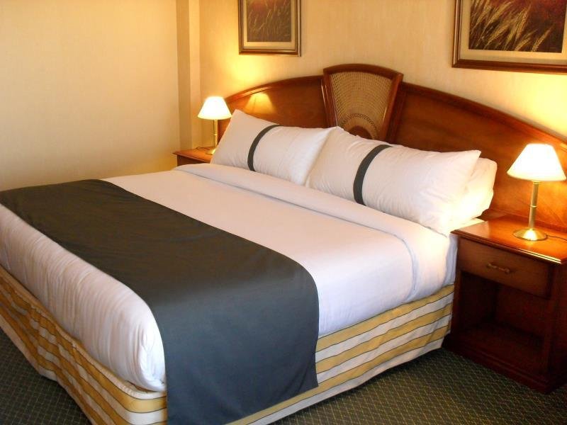 Фото InterTower Hotel