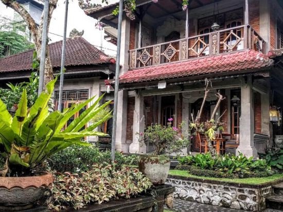 Фото Artini Cottages 1