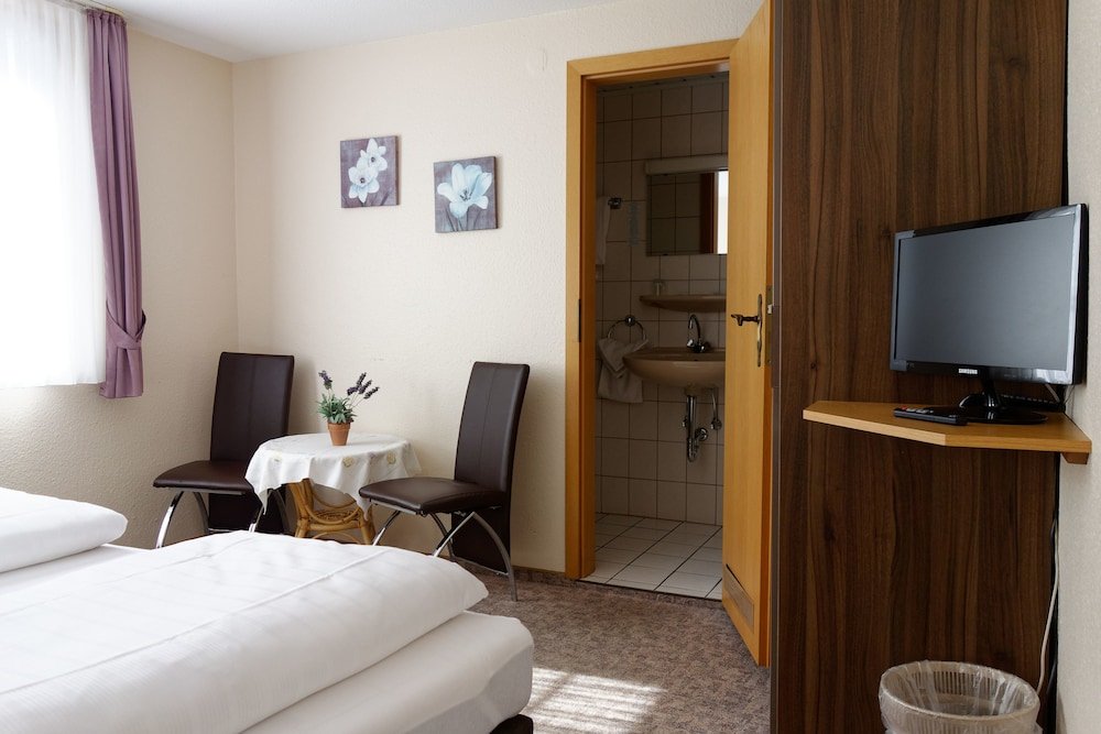 Фото Hotel Haus Sonnschein