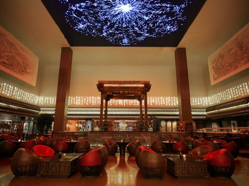 Гостиница Jumeirah Himalayas Hotel Shanghai в Шанхае