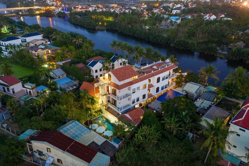 Гостиница M2luxe Nipa Riverside Hoian в Хойане