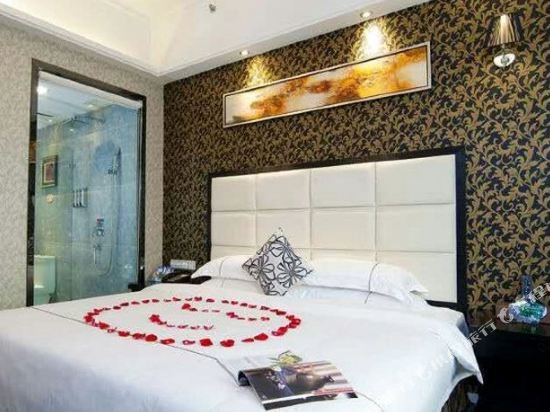 Фото Zhuhai Biwan Hotel