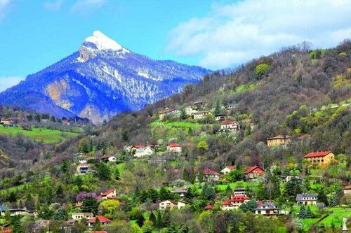Хостел Le Hüb Grenoble в Гренобле
