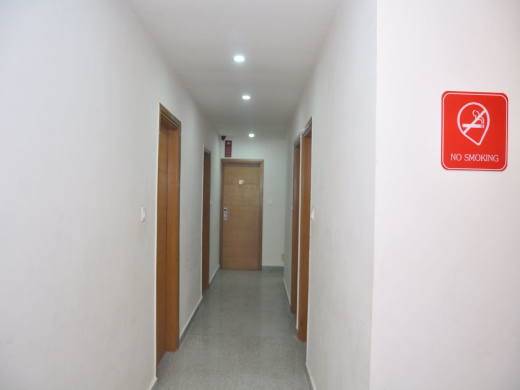 Фото Oyo 1676 Hotel Royal Punjab