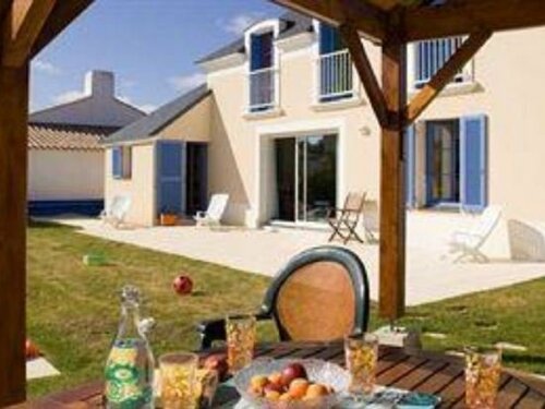 Апартаменты Madame Vacances Le Domaine de Vertmarines в Ле-Сабле-д'Олоне