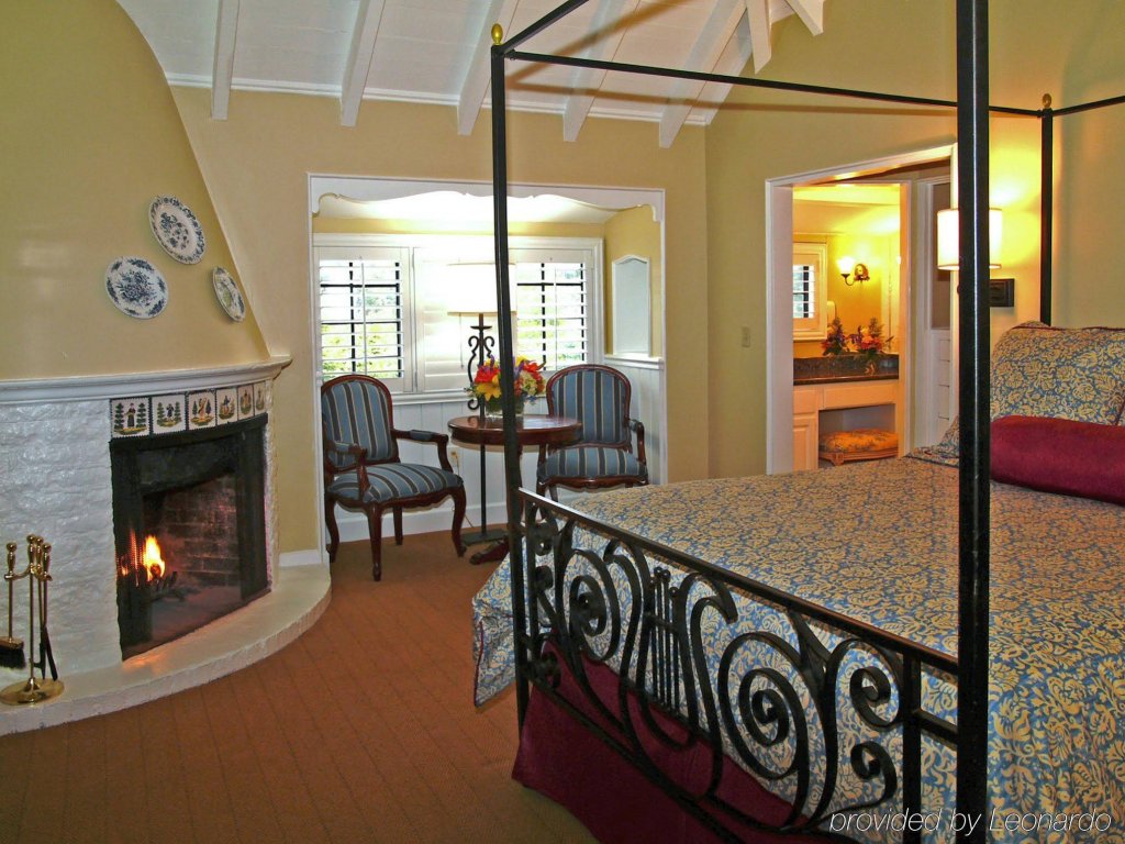 Фото Normandy Inn