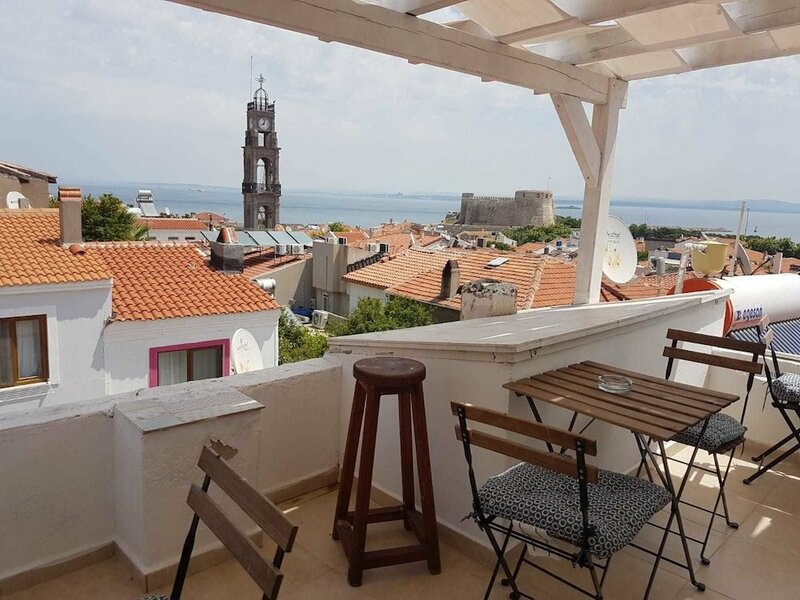 Гостиница Endaxi Konukevi в Бозджааде