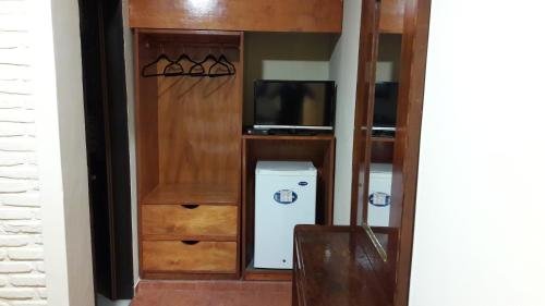 Фото Hostal Residencial Leones de Castilla