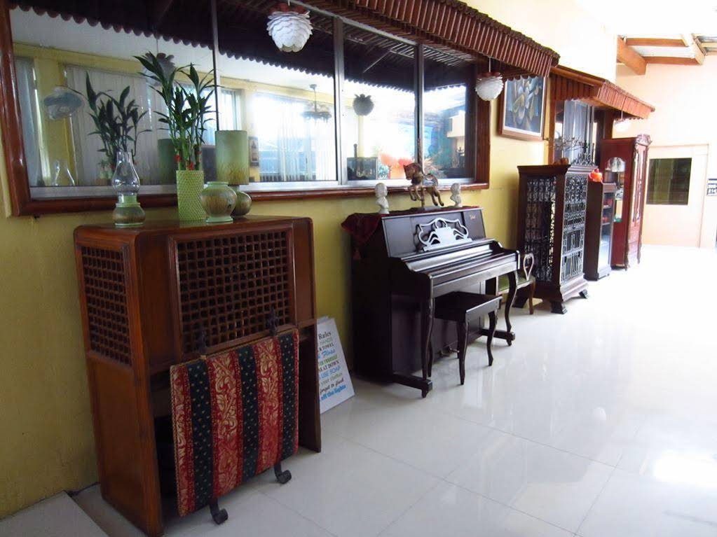 Фото Belles Pension House