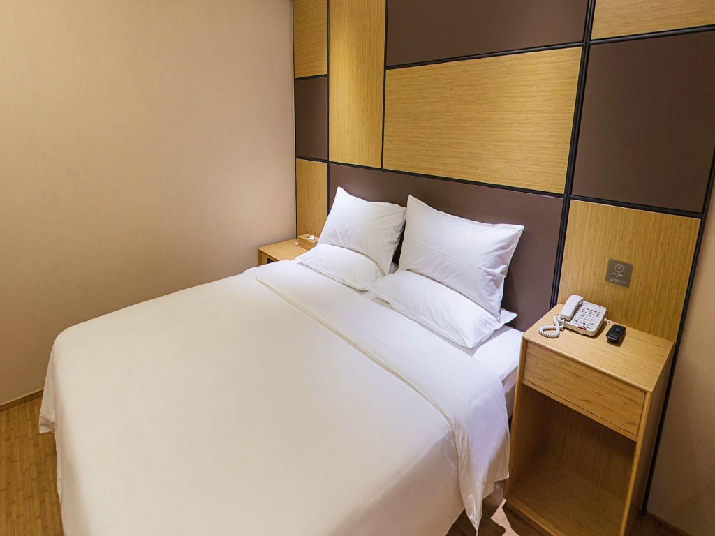 Фото Ji Hotel Shanghai Hongqiao Gubei Road Branch