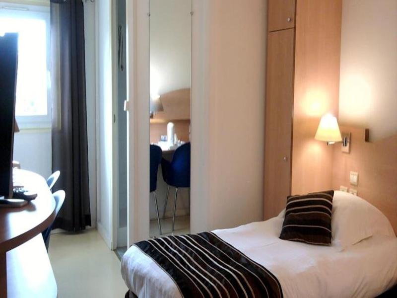 Фото Logis Angers Sud