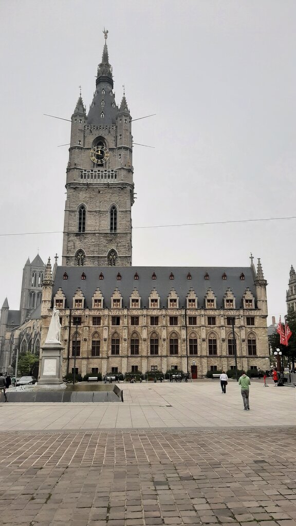 Museum Lakenhalle, Ghent, photo