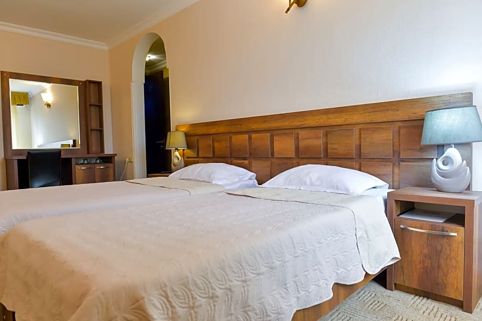 Фото Hotel Old Town