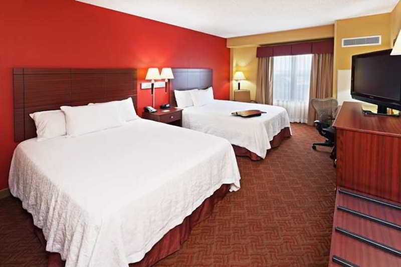 Фото Hampton Inn & Suites Oklahoma City-Bricktown