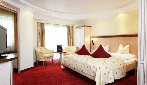 Внешний вид отеля Hotel Brigitte в Ишгле, фото 1