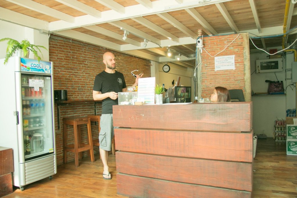 Фото Samsen Street Hotel