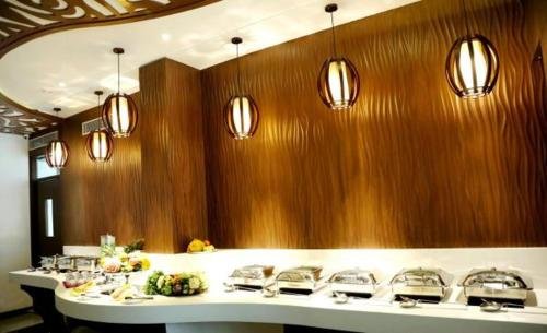Фото Hotel Silk City