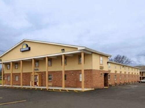 Гостиница Days Inn by Wyndham Amherst в Элирии