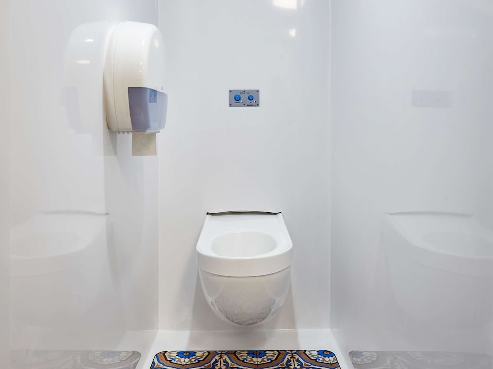 Фото HotelF1 Bordeaux Sud Villenave d'Ornon Hotel