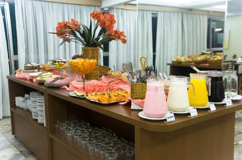 Фото Dan Inn Express Porto Alegre