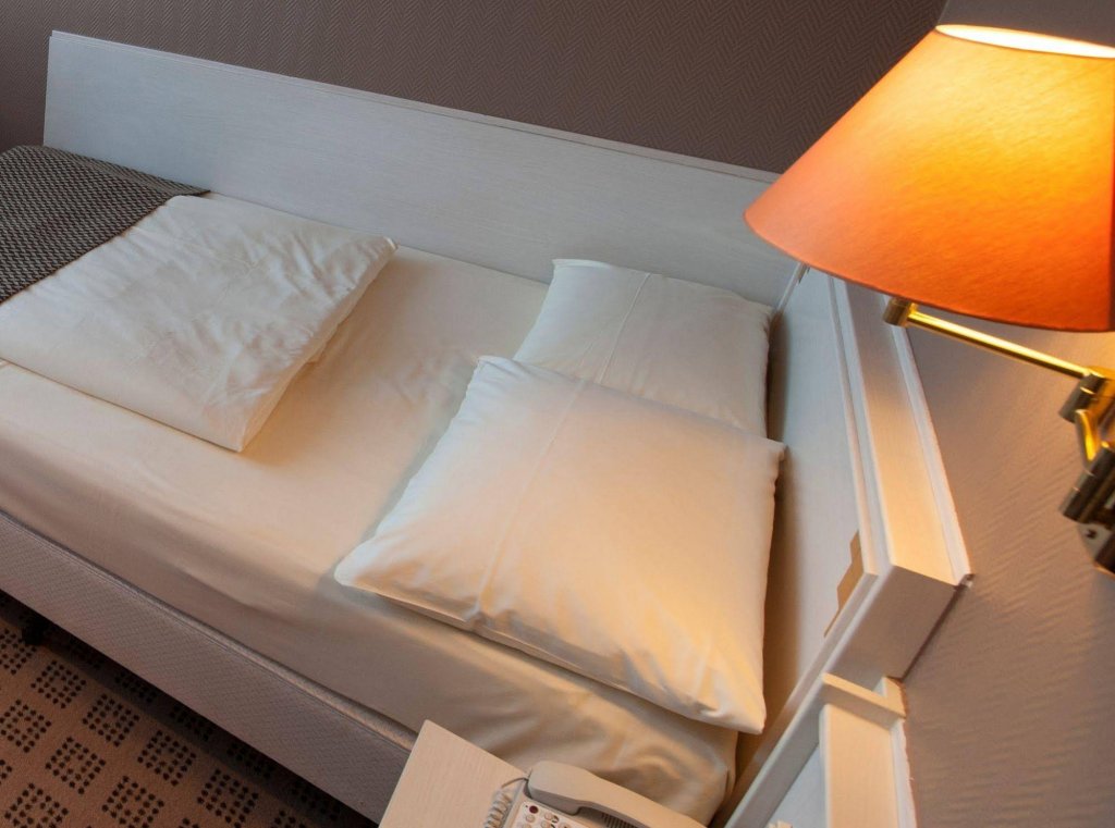 Фото Park Hotel Hamburg Arena